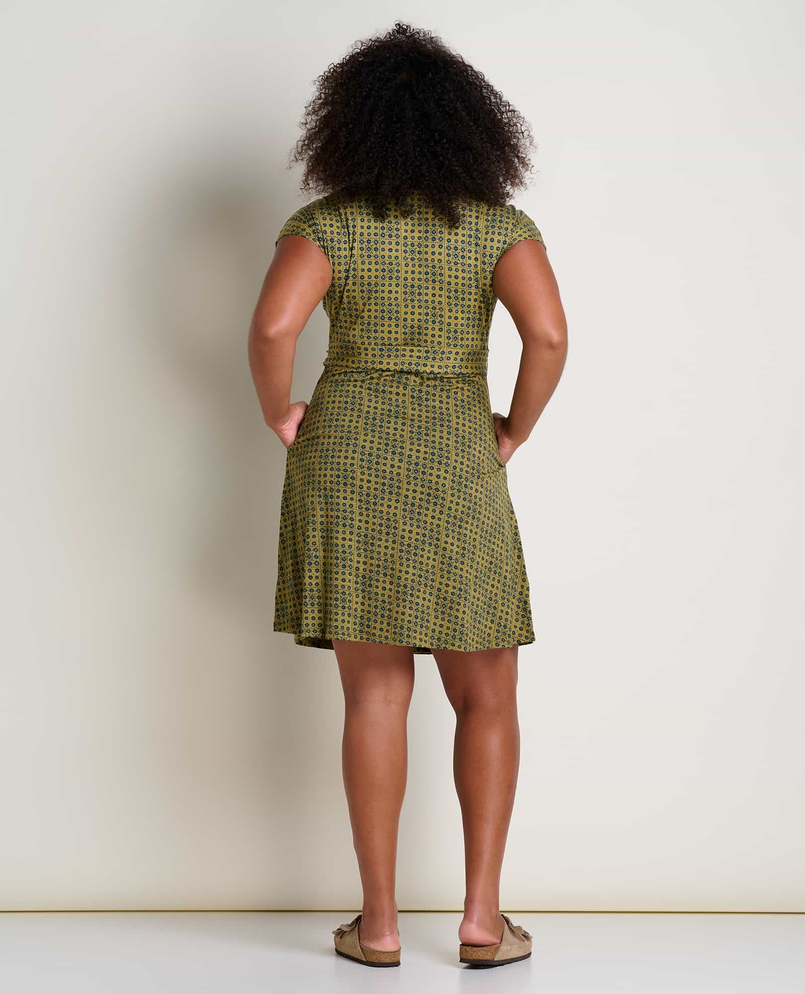 Cue Wrap Short Sleeve Dress - Image 4