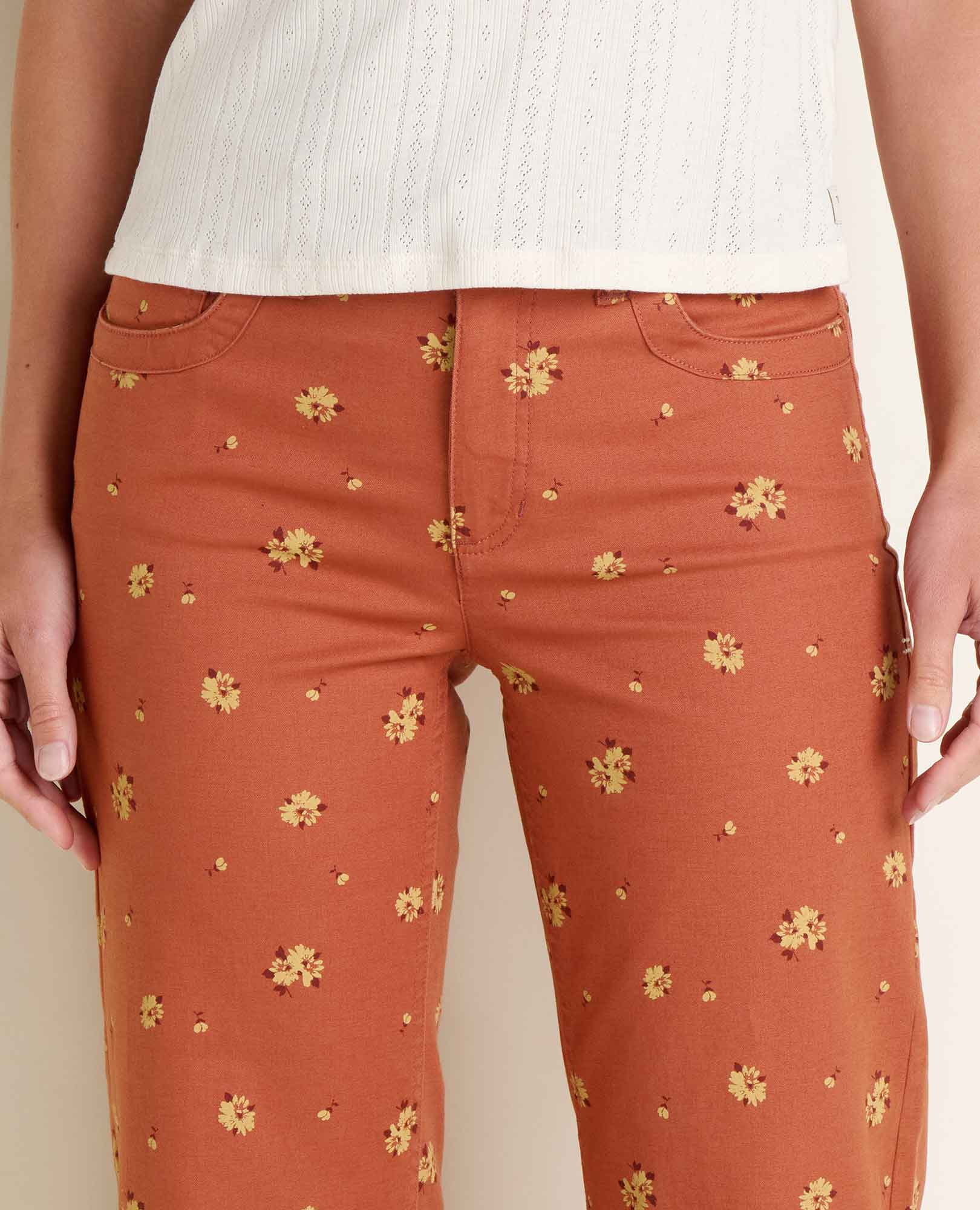 Earthworks Wide Leg Crop Pant - Image 3