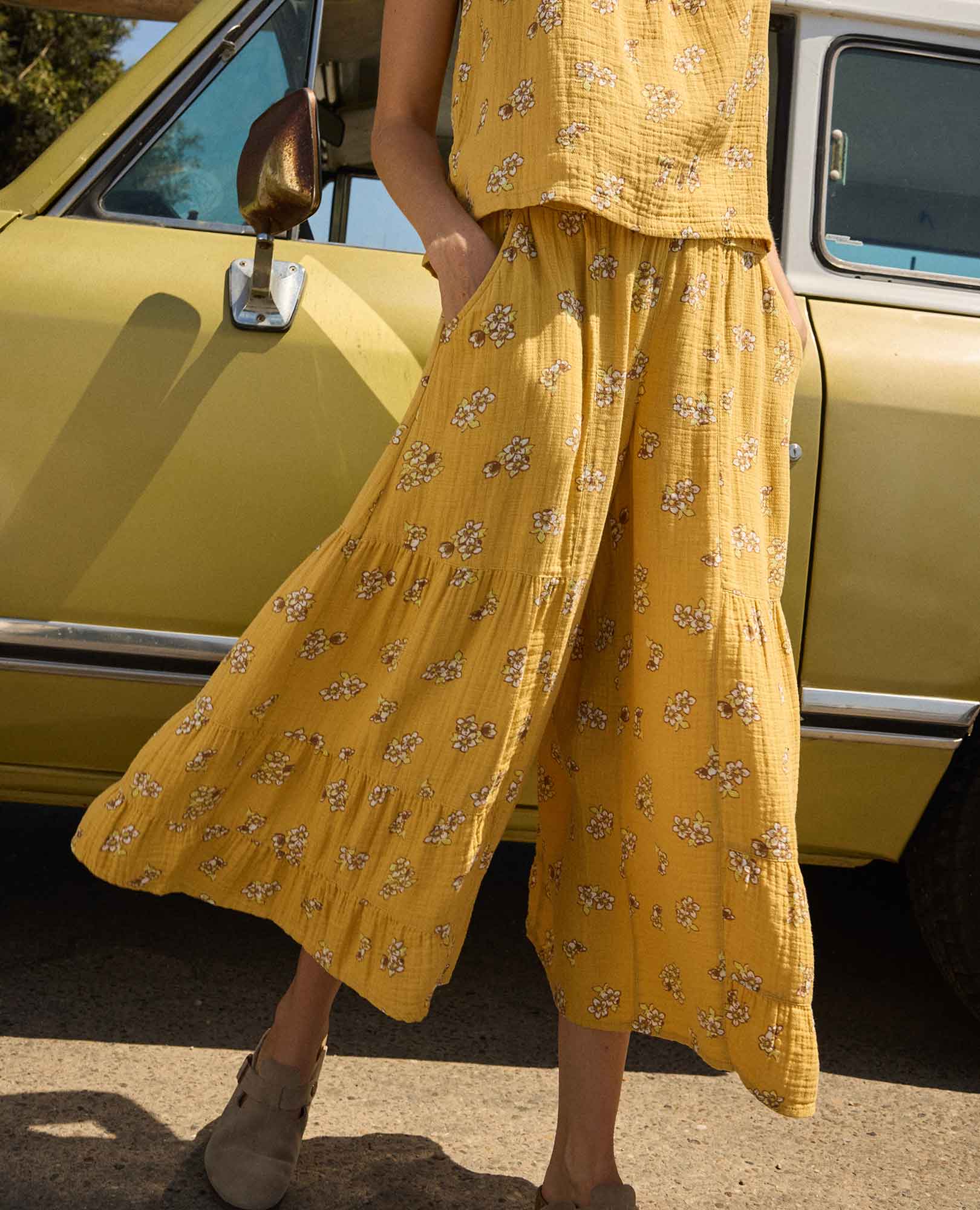 Tate Double Weave Palazzo Pant - Image 5
