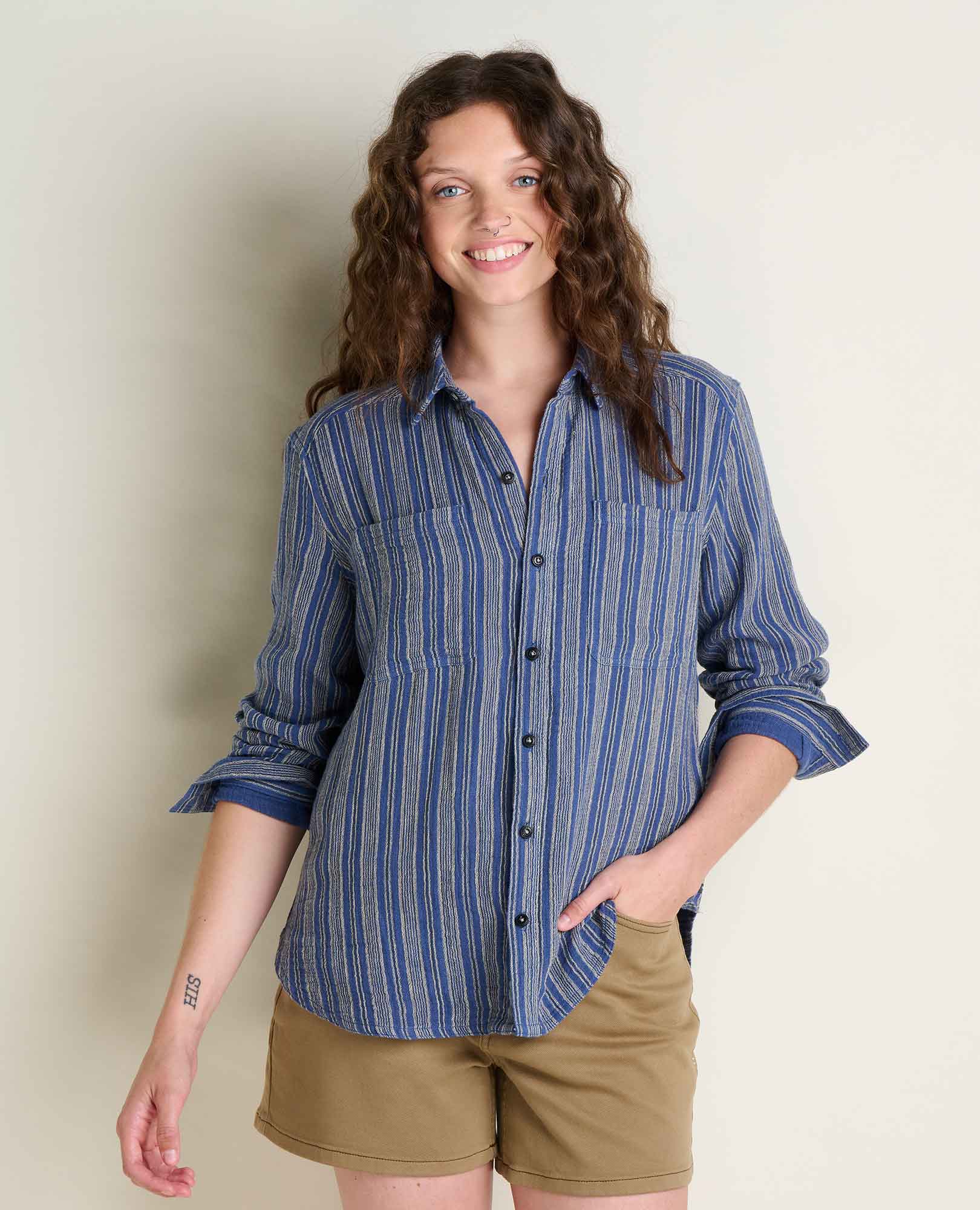 Women’s Shirts & Tops